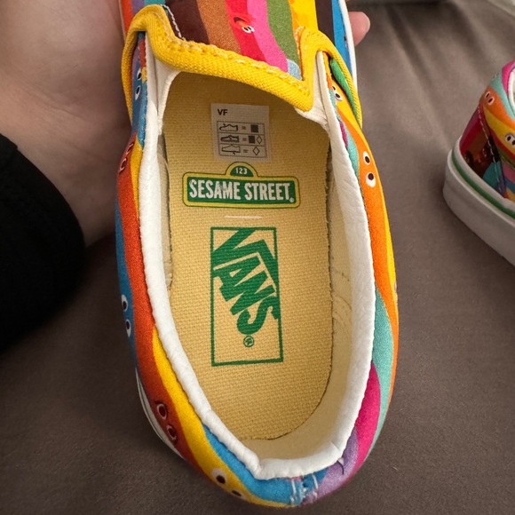 BNWT Kids Sesame Street Vans - Picture 5 of 12